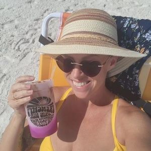 Meet your Posher, Dawn